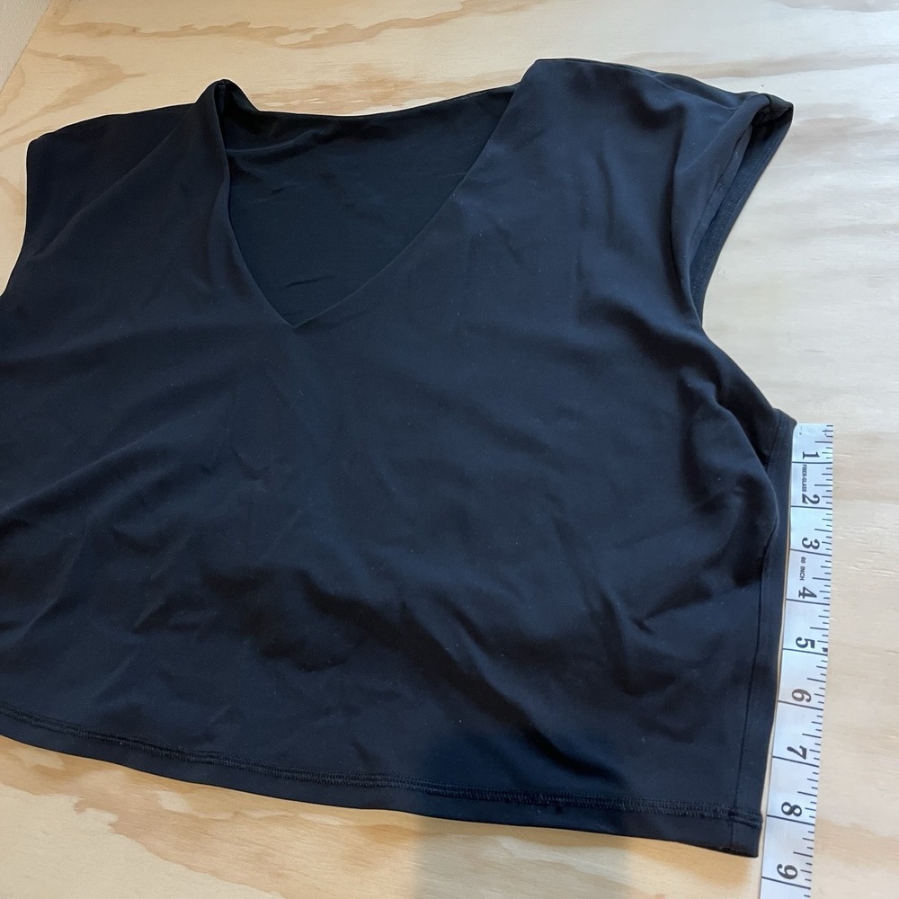 Athleta Black V-Neck Cropped Active Tank - Picture 5 of 12